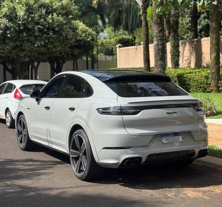 PORSCHE CAYENNE 3.0 V6 E-HYBRID COUPÉ PLATINUM EDITION AWD TIPTRONIC S